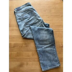 Women's NWT GAP Girlfriend Mid Rise Jeans Sz 33 Stretch Denim